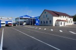 Уложен асфальт на площадке перед Шинным центром